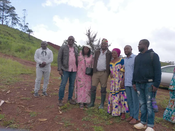 Visite du site des cérémonies funéraires FEÛCHUÉ à KOTOU — photo 4